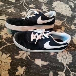 Nike AF1 Black Suede when white Nike Symbol